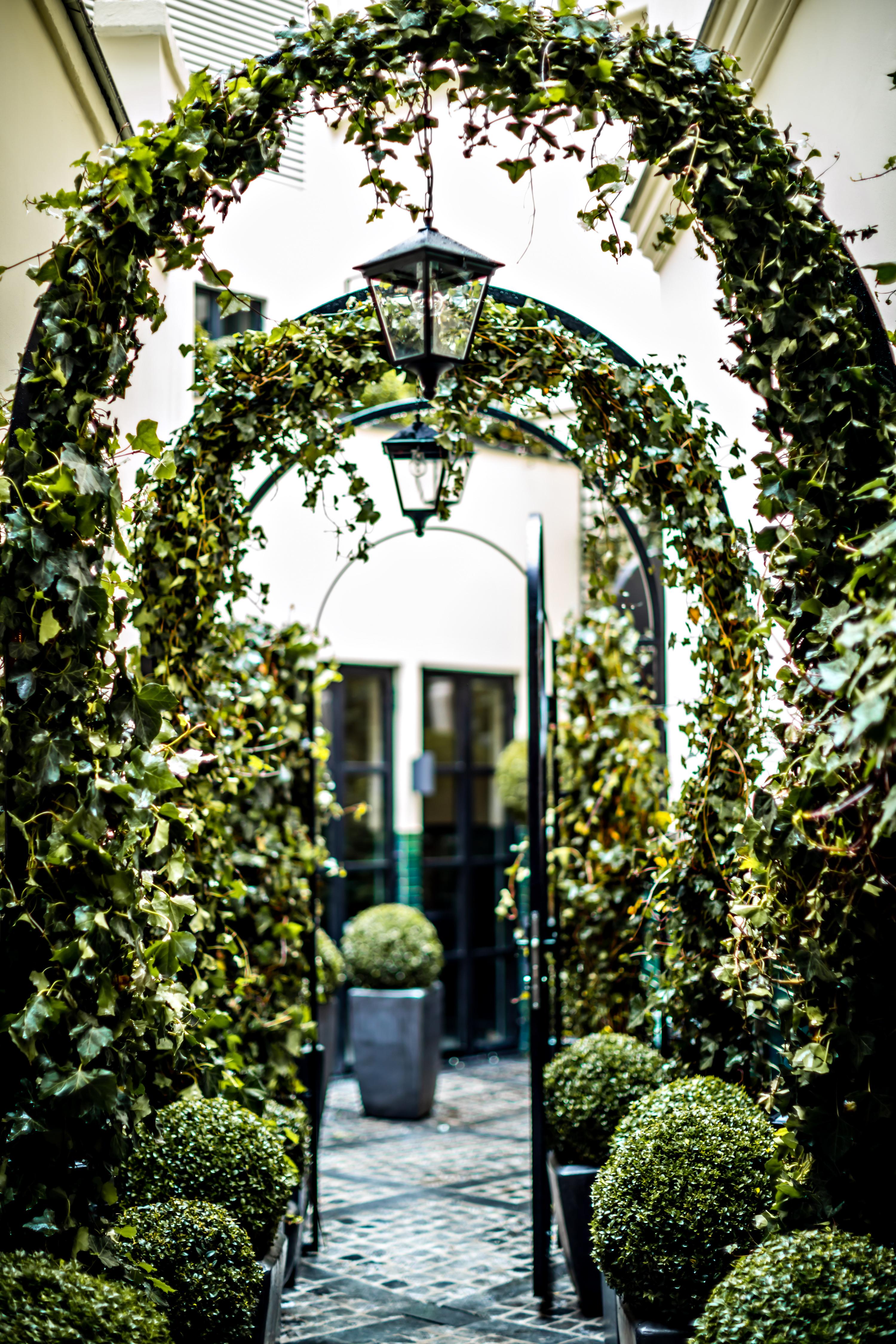 Monsieur George-champs Elysees 5* Paris