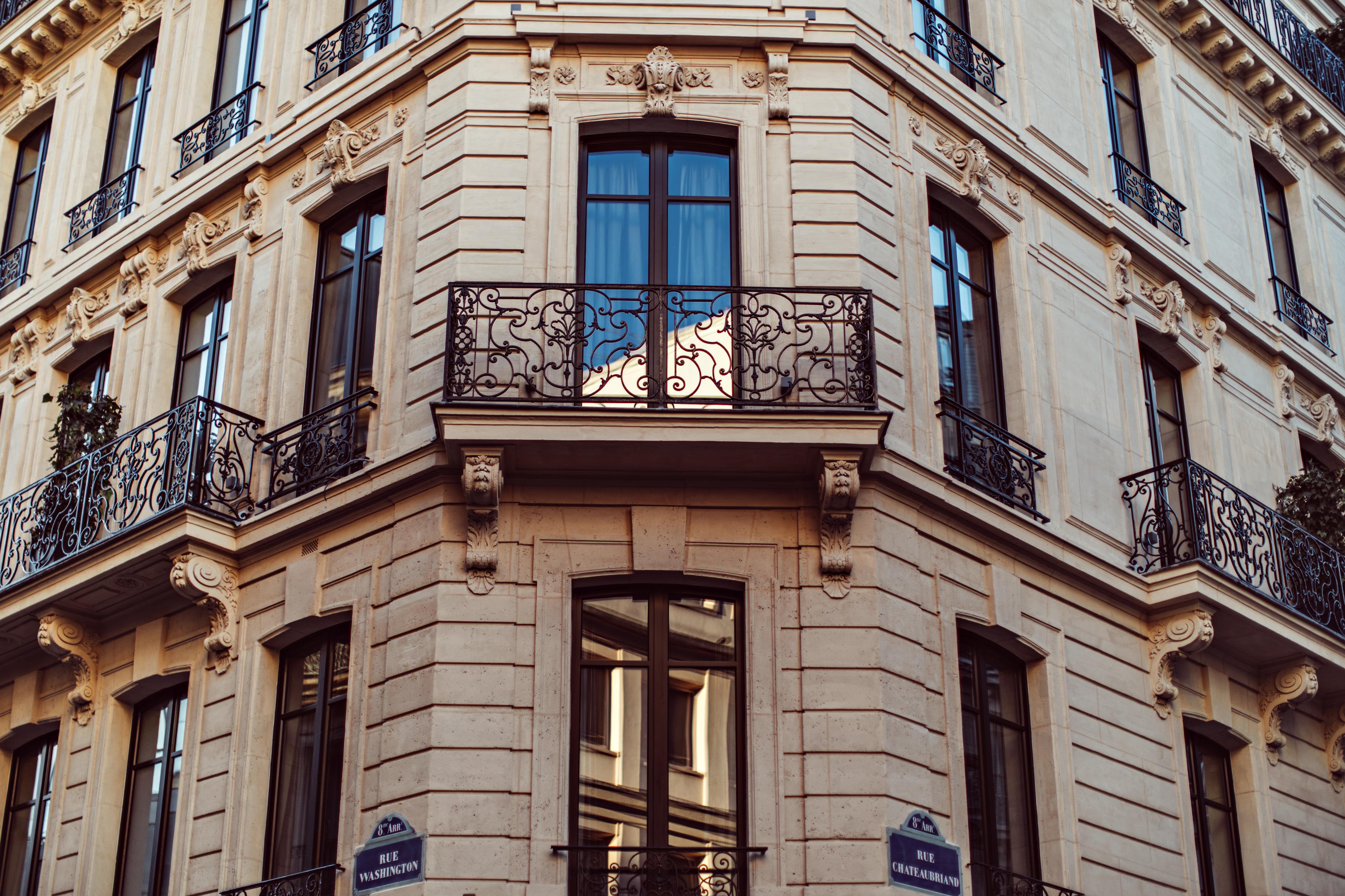 Monsieur George-champs Elysees Paris